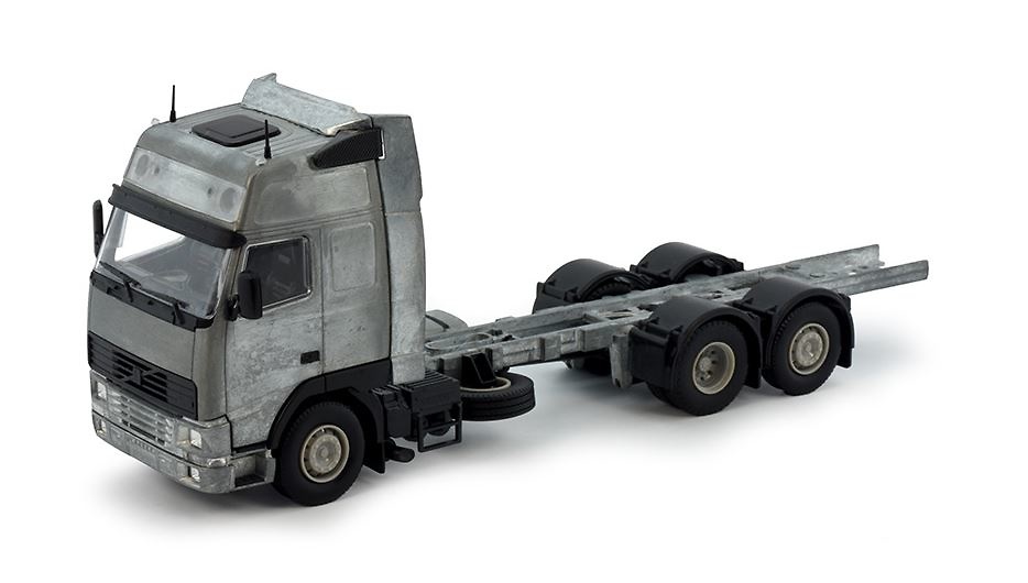 Bausatz Volvo FH01 Globetrotter XL Tekno 83172 Masstab 1/50 