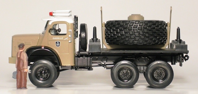 Berliet GBC Porte-roue 6X6 -1959 - Norev 690006 Masstab 1/43 