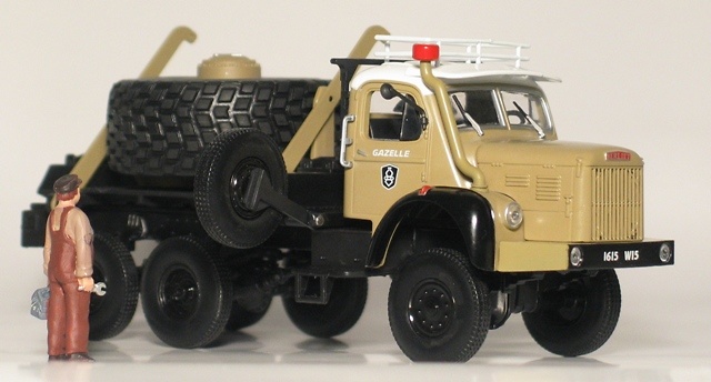 Berliet GBC Porte-roue 6X6 -1959 - Norev 690006 Masstab 1/43 