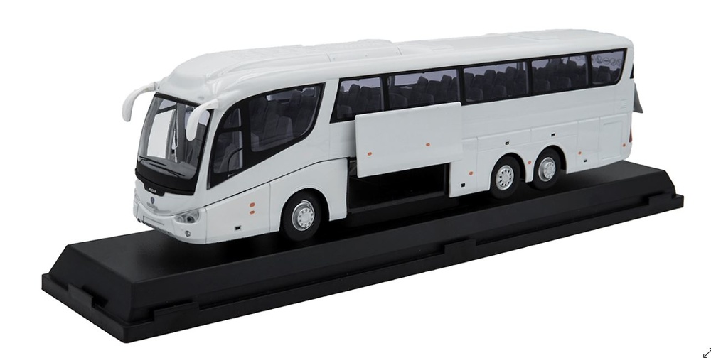 Bus Irizar Pb weiss - Cararama 577 Masstab 1/50 