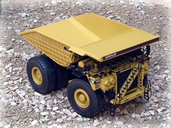 CAT® 793D Dumper Norscot 1/50 