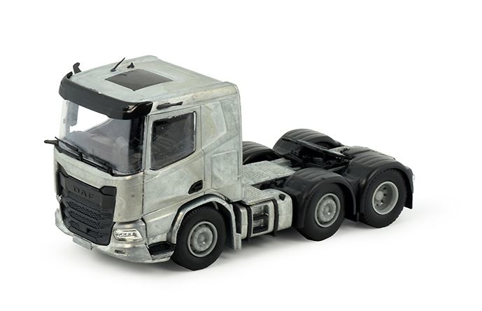 DAF XD Zwillingslenker-Bausatz mit niedrigem Fahrerhaus Tekno 86480 im Maßstab 1:50 