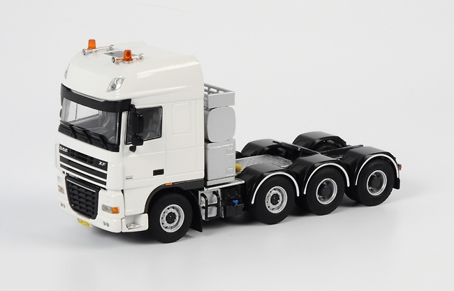 Daf xf 105 Super Space Cab 8x4 Wsi Models 1/50 