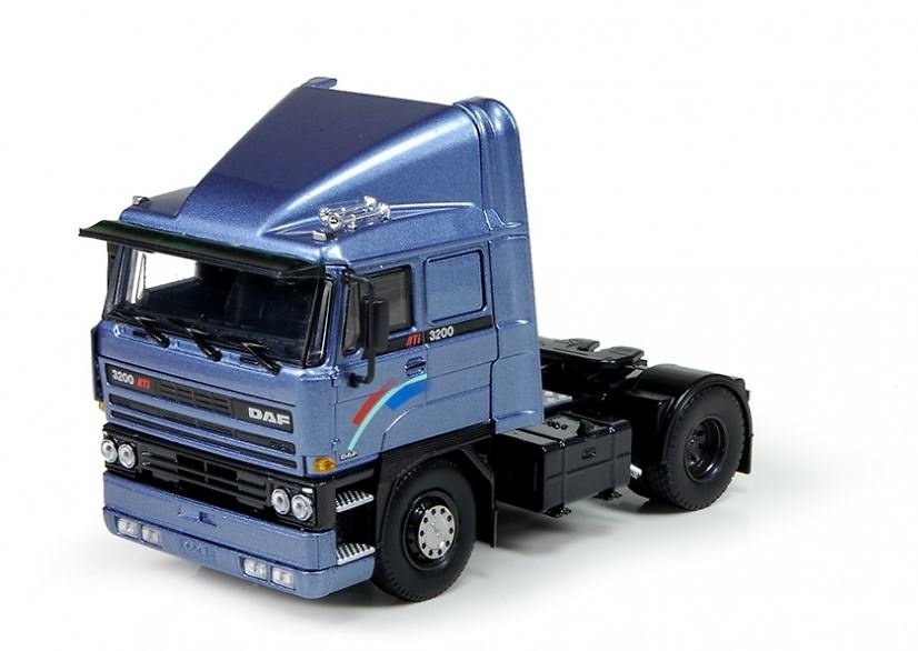 Daf 3200 Space Cab 4x2 Tekno 71638 Masstab 1/50 