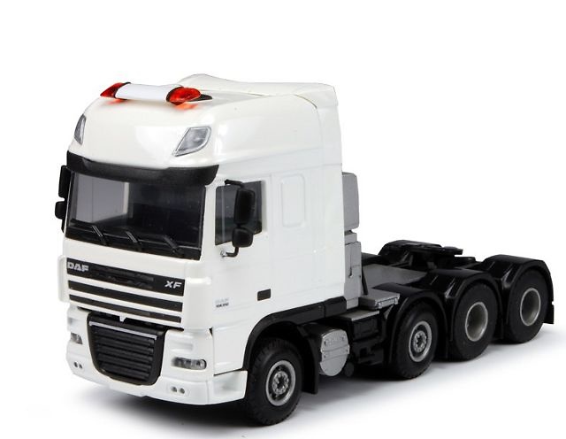 Daf XF 105 SSC 8x4 Spezial transport, Lion Toys 20653 Masstab 1/50 