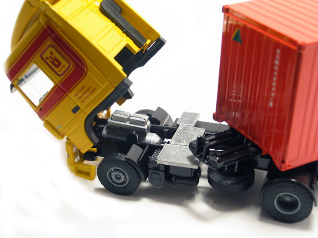 Daf XF 95 SC Container Hyundai LionToys 1:50 