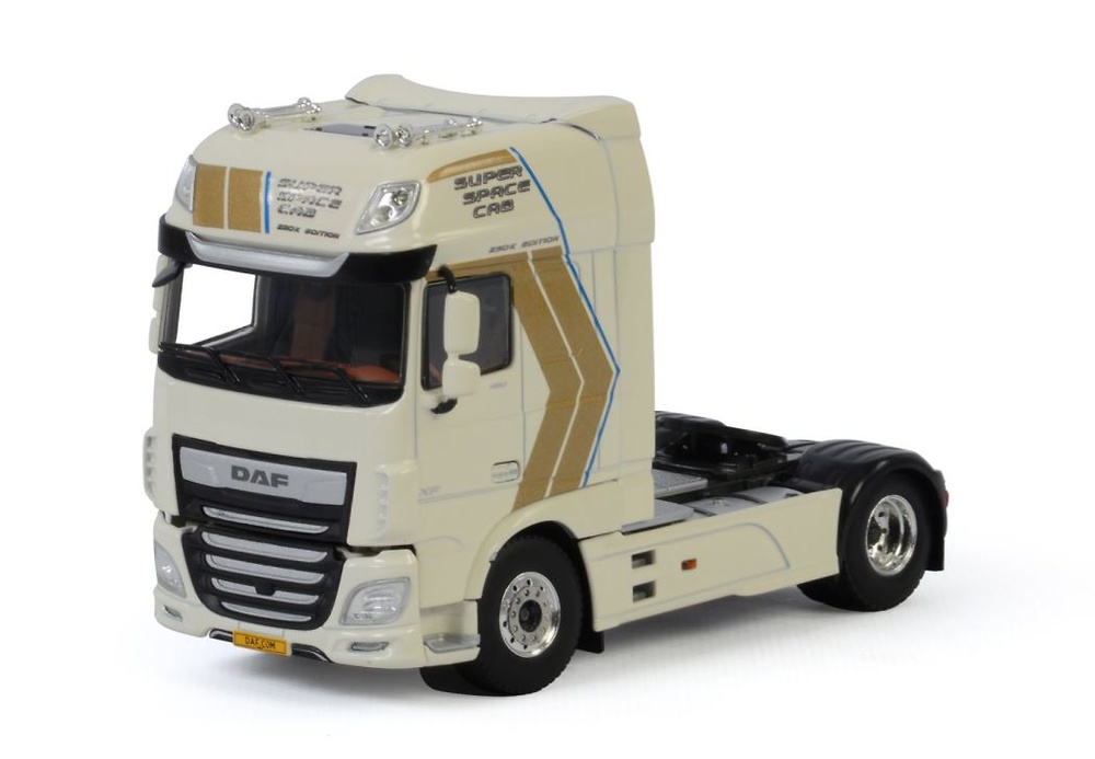 Daf XF Super Space Cab My2017 Wsi Models 04-2095 Maßstab 1/50 