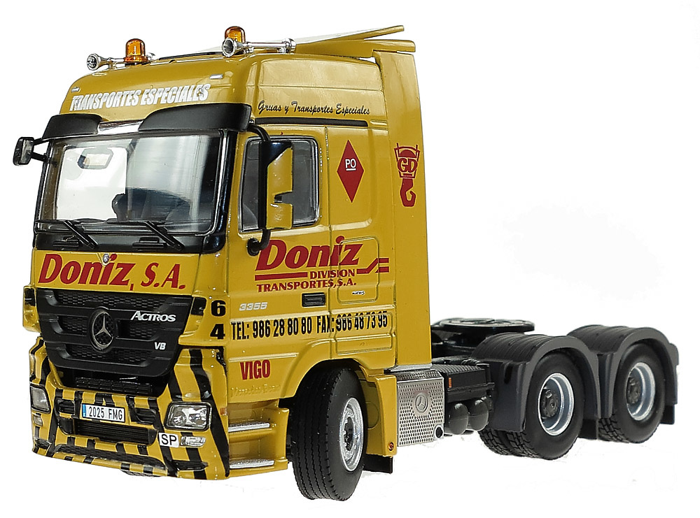 Doniz 4-axle Telestep Nooteboom + Mercedes MP3 6x4, Wsi Models 5128580 Masstab 1/50 