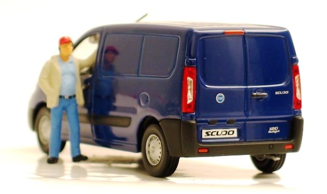 Fiat Scudo Lieferwagen Azul Norev 776002 