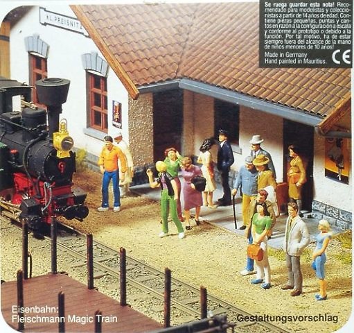Figuras sin pintar 16 u. Preiser 1/43 