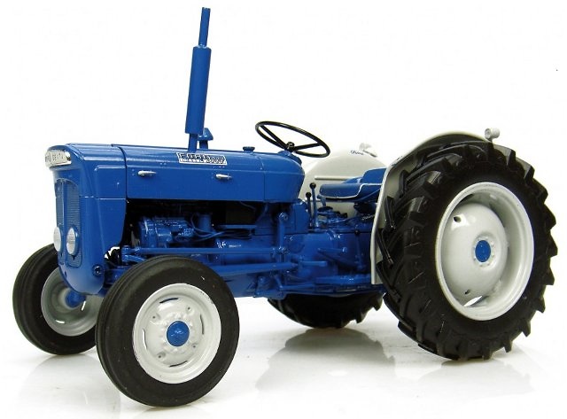 Fordson Super Dexta - Diesel 2000 - US Version, Universal Hobbies 1/16 2902 