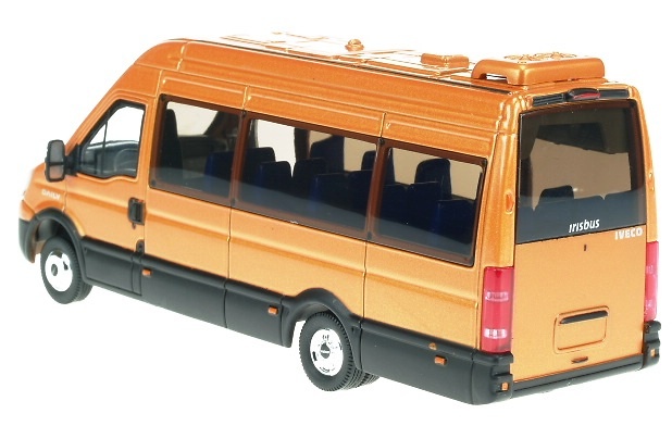 IVECO NEW MODEL Minibus Ros 1/43 