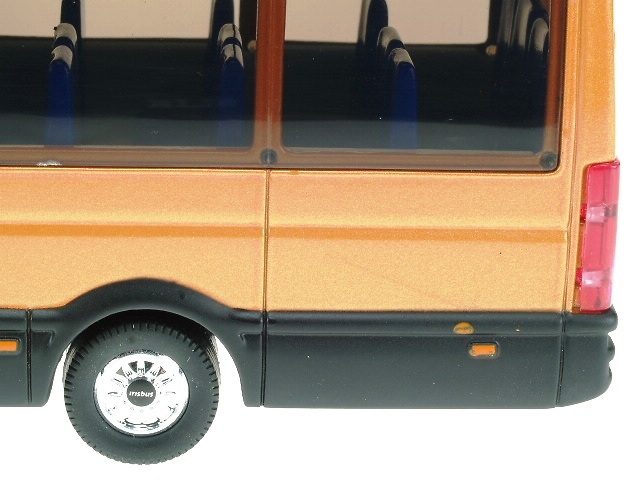 IVECO NEW MODEL Minibus Ros 1/43 