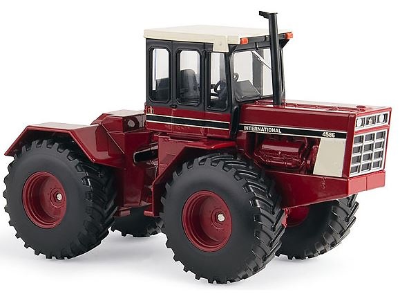 International Harvester 4586 4WD Ertl 14946 Masstab 1/32 