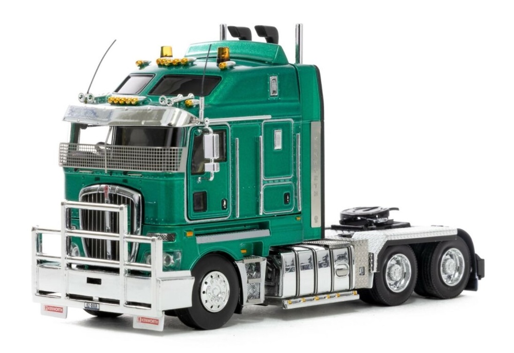 Kenworth K200 2.8 Meter Fat Cab Verde Metálico Drake 01590 Maßstab 1/50 