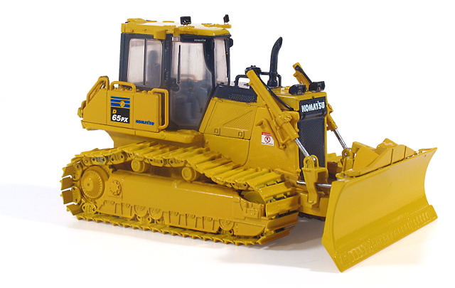 Komatsu D65PX-17 Bulldozer First Gear 3246 Masstab 1/50 