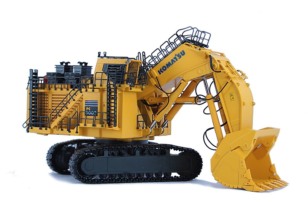 Komatsu PC 8000 Diesel Bymo 25026/08 Masstab 1/50 