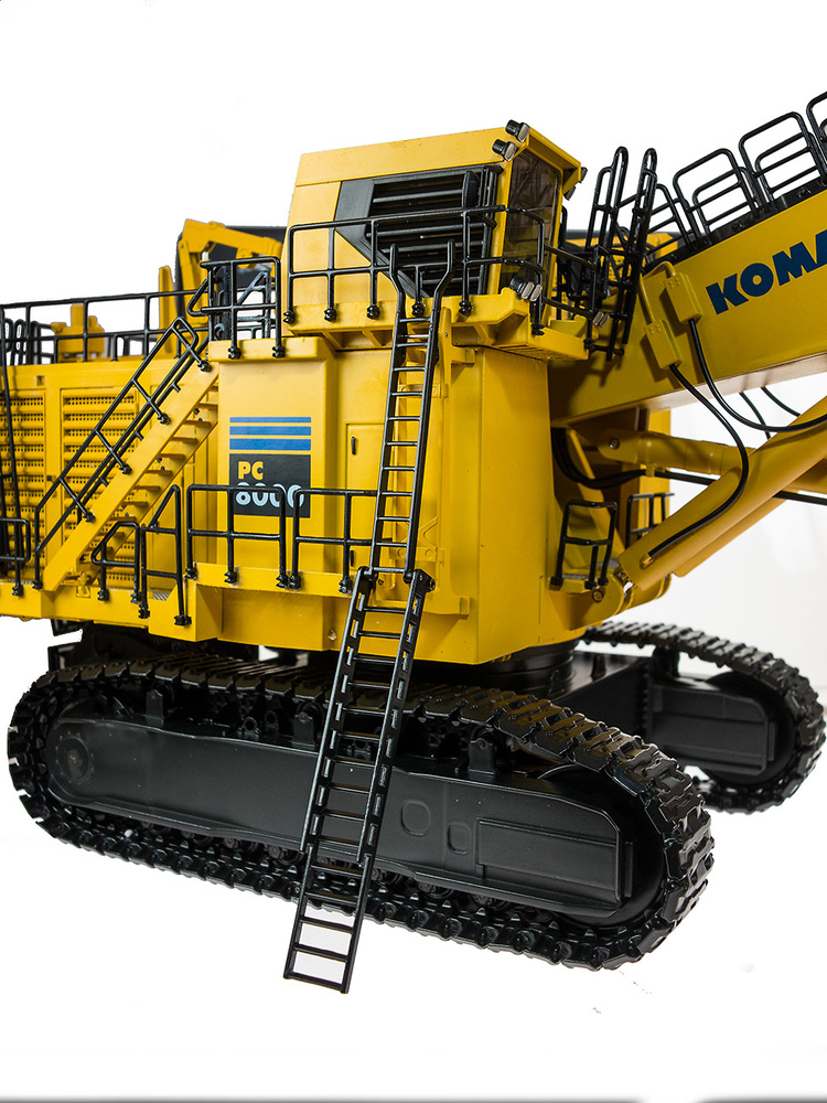 Komatsu PC 8000 Elektroantrieb Bymo 25026/01 Masstab 1/50 