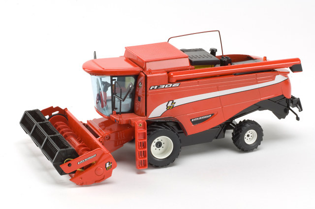 Laverda M306 Mähdrescher Ros Agritec 50305 Masstab 1/32 