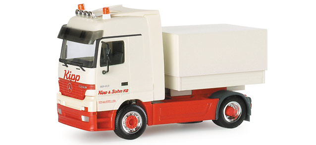 MB Actros LH Schausteller-Zugmaschine 2a, 