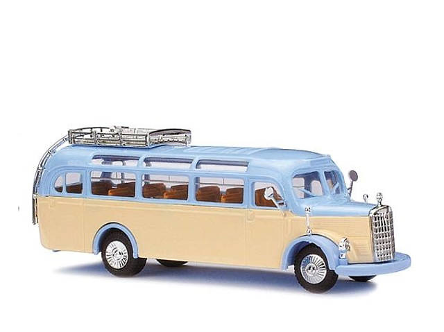 MB O3500 Reisebus Busch Modelle 41045 Masstab 1/87 