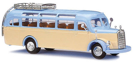 MB O3500 Reisebus Busch Modelle 41045 Masstab 1/87 