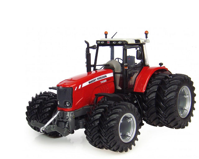 Massey Ferguson 7499 with 8 Wheels, Universal Hobbies 1/32 4083 