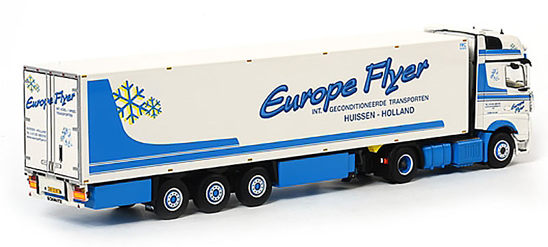 Mercedes-Benz Actros Giga Space Kühlauflieger Thermoking Europe Flyer Wsi Models 1450 Masstab 1/50 