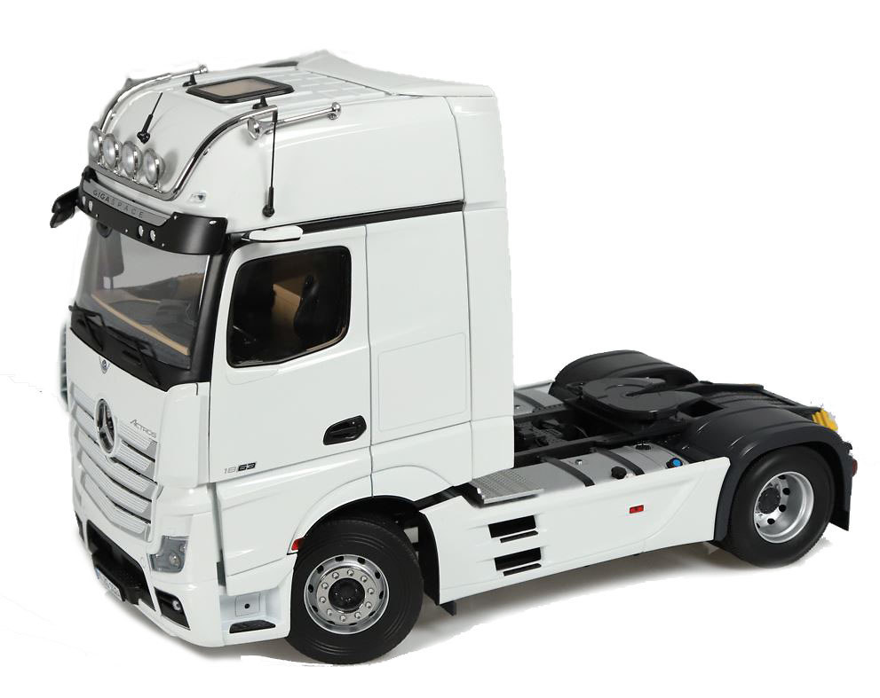 Mercedes-Benz Actros GigaSpace 4x2 weiß Nzg Modelle 1024/40 Maßstab 1/18 