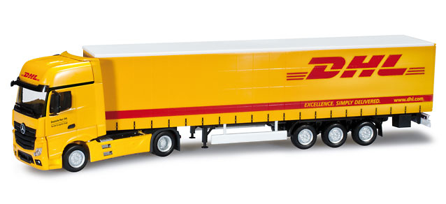 Mercedes-Benz Actros Gigaspace Gardinenplanen-Sattelzug 