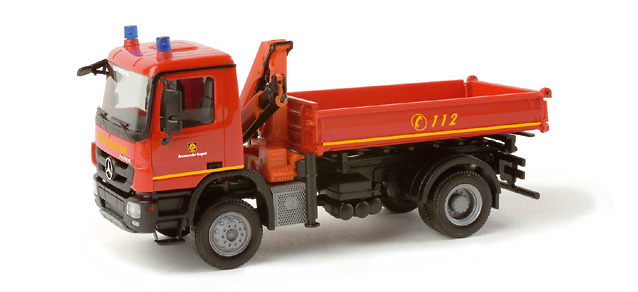 Mercedes Benz Actros S Allradkipper mit Palfinger Ladekran 