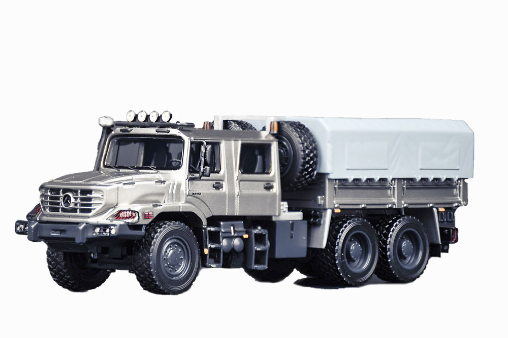 Mercedes-Benz Zetros Doppelkabine 6x6 Imc Models 32-0129 Maßstab 1:50 