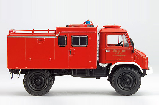 Mercedes Unimog 404S TLF8 Hedelfingen Feuerwehr Schuco 03395 Maßstab 1/43 