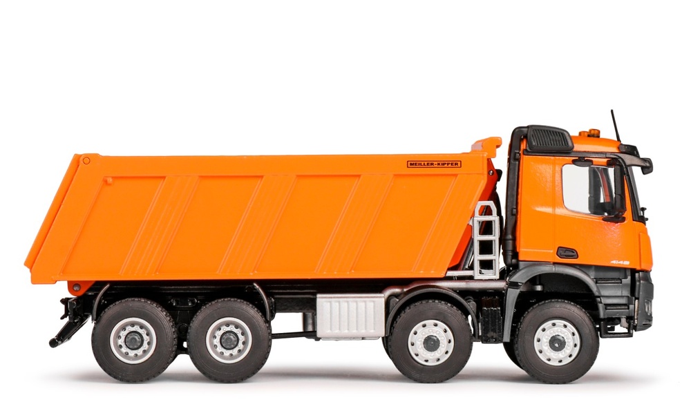 Modell Mercedes-Benz Arocs + Hinterkipper Meiller Conrad Modelle 78259 Masstab 1/50 