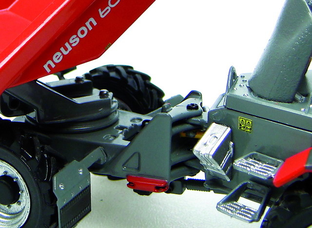 Neuson 6001 Dumper 4x4, Universal Hobbies 1/50 
