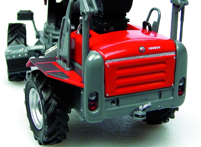 Neuson 6001 Dumper 4x4, Universal Hobbies 1/50 