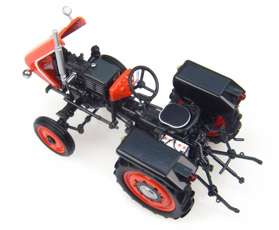 Tractor Kubota T15 Universal Hobbies 4898 