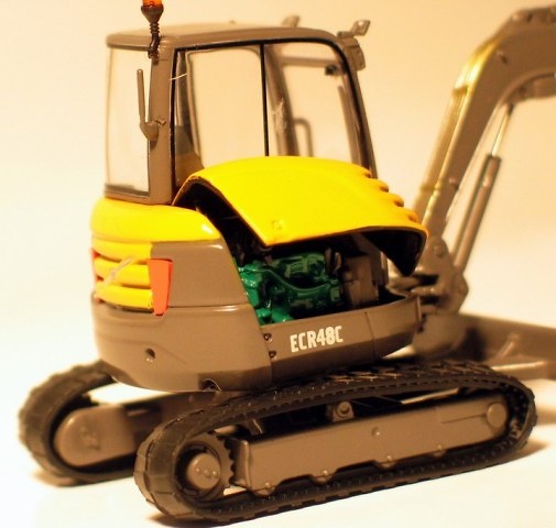 VOLVO ECR48C Mini-excavadora Motorart 1/50 
