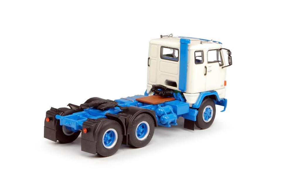 Volvo F 89 6x2, Tekno 63678 Masstab 1/50 