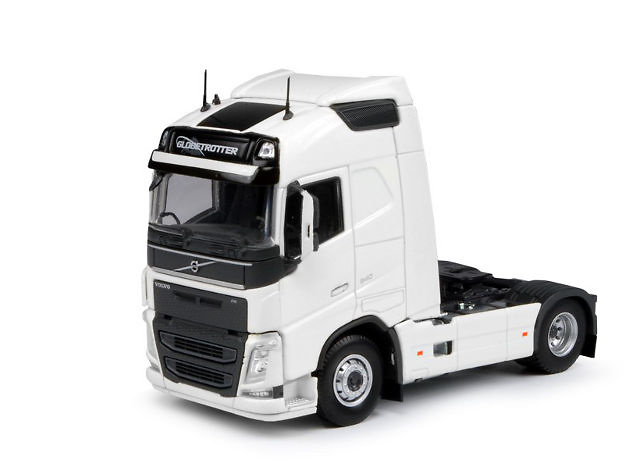 Volvo FH04 Globetrotter, Tekno 62344 Masstab 1/50 