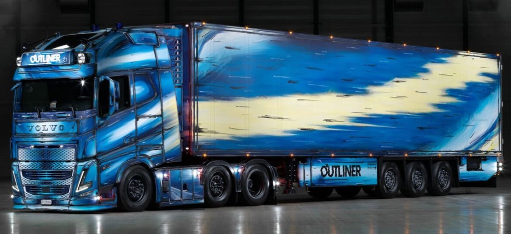 Volvo FH5 Globetrotter XL + Kühlauflieger Thomann - Outliner WSI Models 01-4814 Maßstab 1:50 