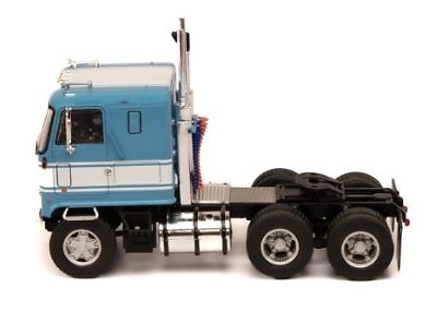 GMC Astro 95 1970 Ixo Models TR213.22 1/43 scale 