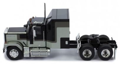 GMC General 1980 black and silver Ixo Models TR117 scale 1/43 