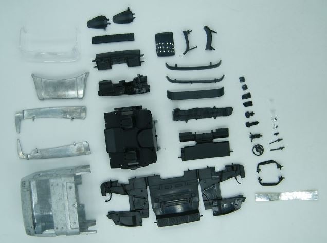 Kit to assemble Volvo fh05 Gl. 4x2 Tekno 84650 scale 