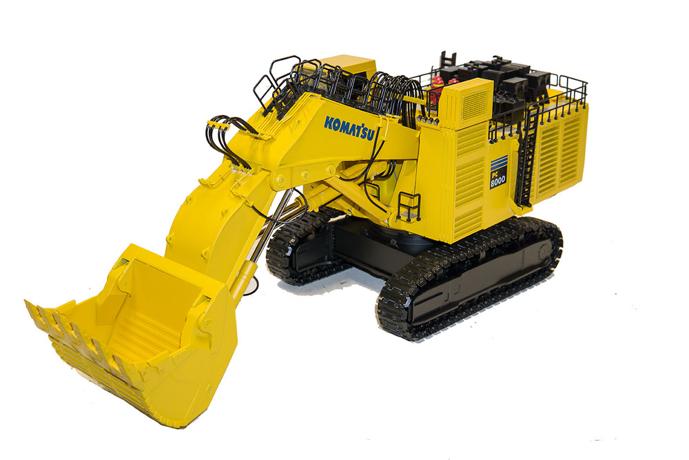 Komatsu PC 8000 Bymo 25026 escala 1/50 