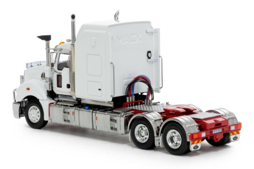 Mack Superliner Late Edition white/red Drake Z01508 scale 1/50 