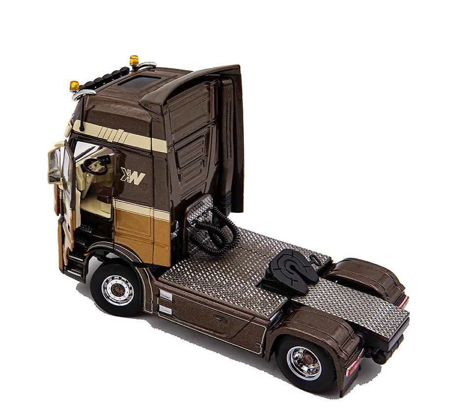 Mercedes-Benz Actros GigaSpace Kawatrans Imc Models 0137 scale 1/50 
