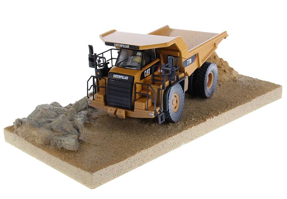 Off Highway Truck Cat 770 Weathered Diecast Masters 85756 scale 1/50 