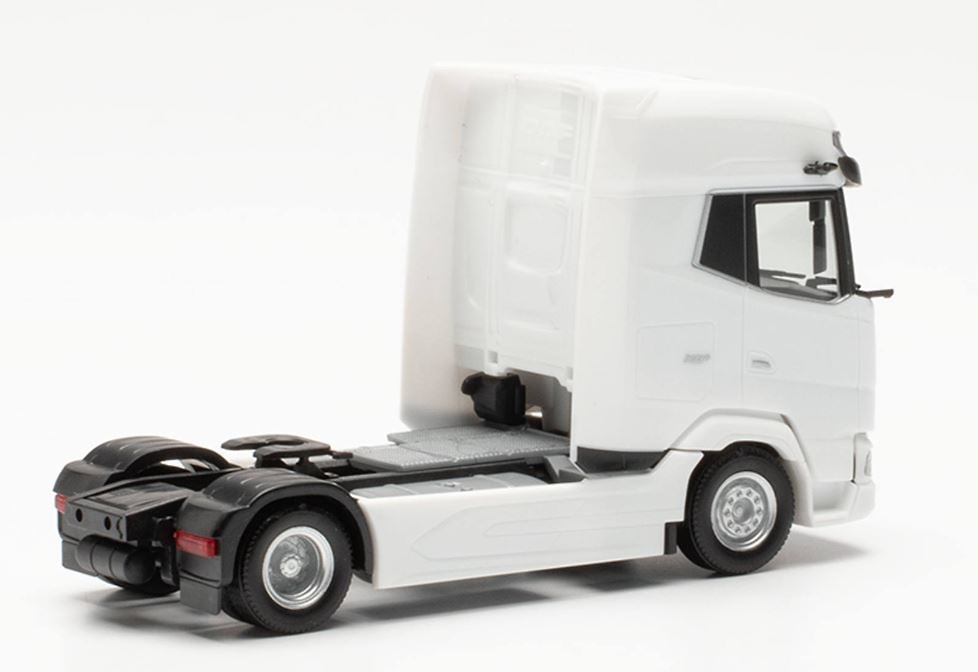 Scale model truck DAF XG+ Herpa 316033 scale 1/87 