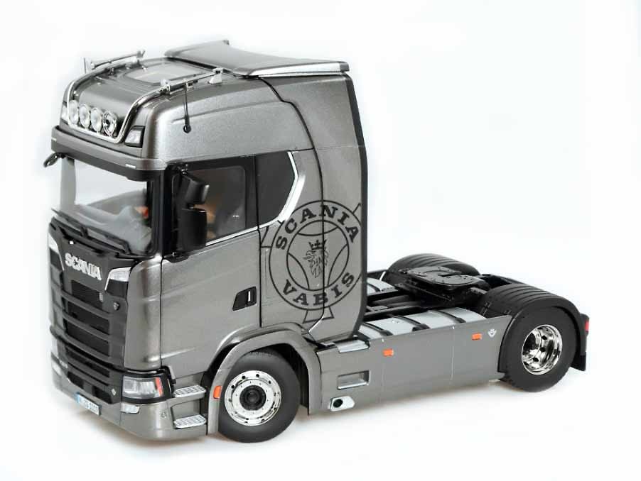 Scale model truck Scania V8 730S 4x2 gray with logo Vabis Nzg Modelle scale 1/18 